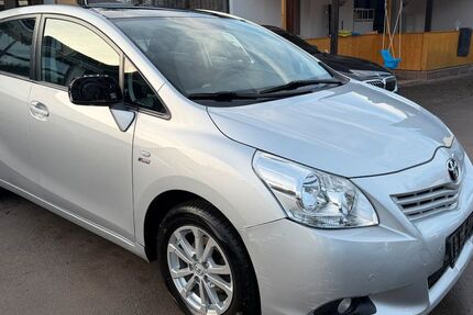 Toyota Verso 80.300 km 5.500 &euro; GELTENDORF 82269