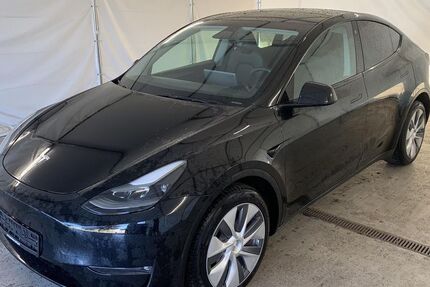 Tesla Model Y 42.032 km 33.480 &euro; Steinbach-Hallenberg OT Herges-Hallenberg 98587