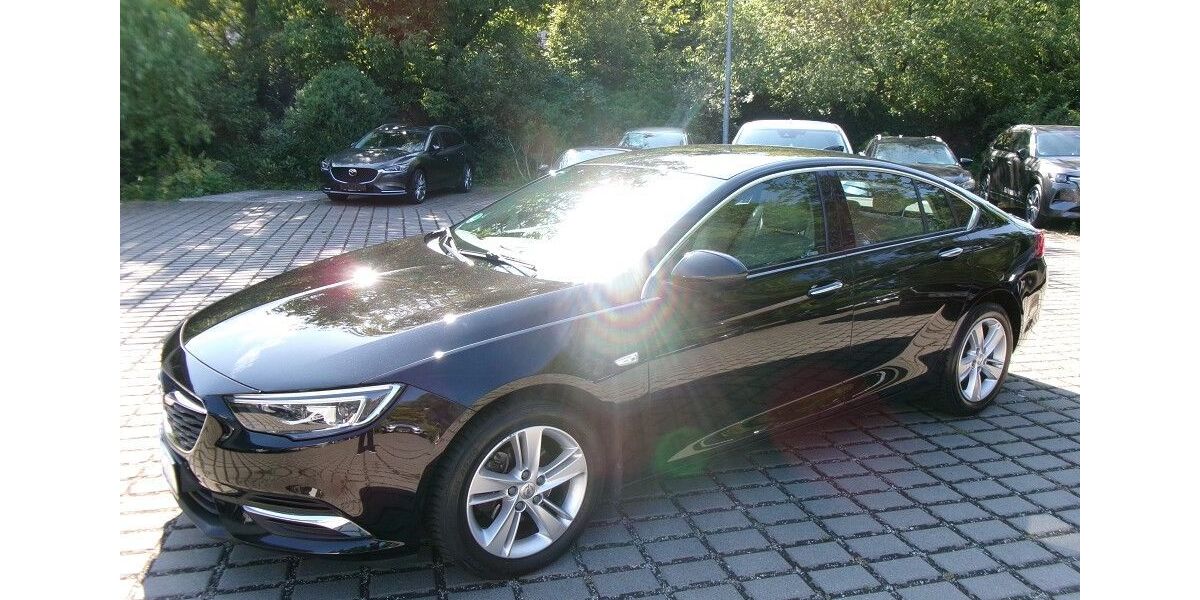 Opel Insignia 100.311 km 13.900 &euro; Berlin 13407