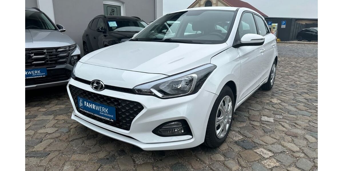 Hyundai i20 72.735 km 11.400 &euro; Wernigerode 38855