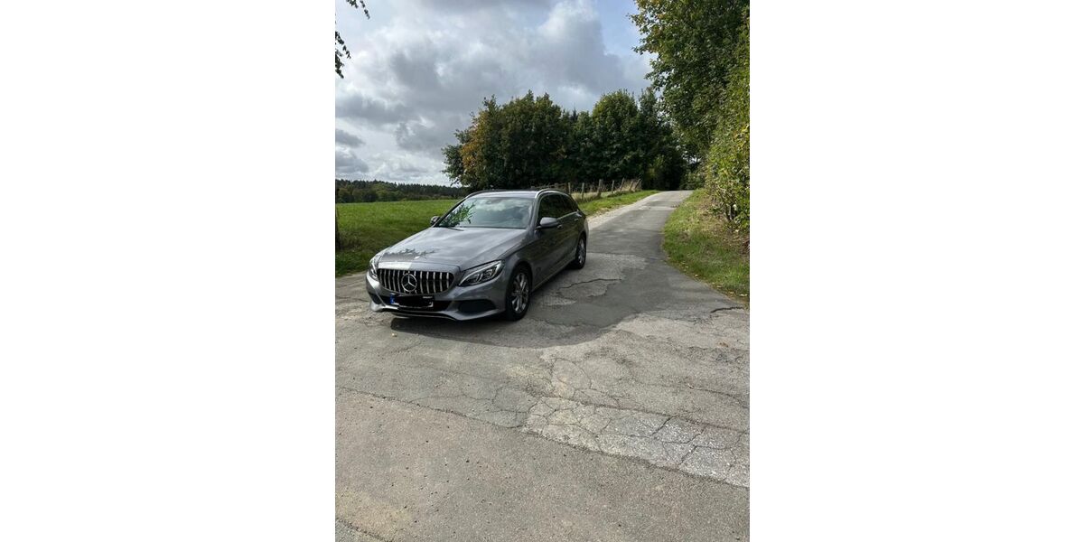 Mercedes-Benz C 250 145.000 km 18.000 &euro; Bad Driburg 33014
