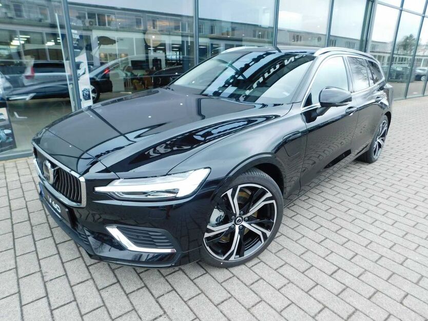 Volvo V60 9.900 km 65.900 € Flensburg 24941