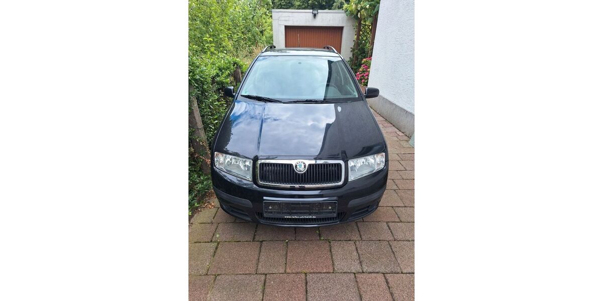 Skoda Fabia 147.000 km 2.500 &euro; Bielefeld 33719