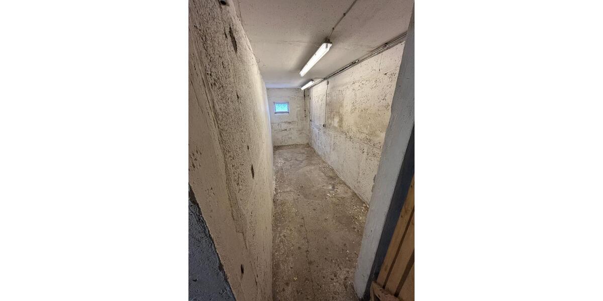 Etagenwohnung Sangerhausen - 4 Zimmer, 81 m&sup2;, 80.000&euro; | Angebot:26763912