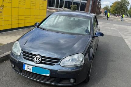 VW Golf 274.000 km 2.400 &euro; Frankfurt am Main 60439