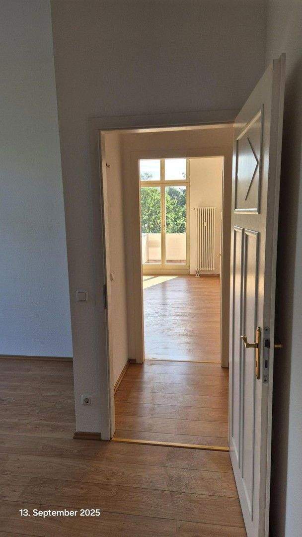 Provisionsfreie 4-Zimmer 130 qm Altbau Wohnung in Potsdam Süd 4 zimmer