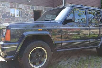 Jeep Cherokee 168.000 km 12.500 &euro; Oderaue 16259
