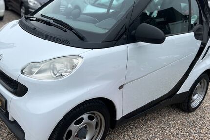 Smart ForTwo 97.000 km 4.000 € Essen 45355