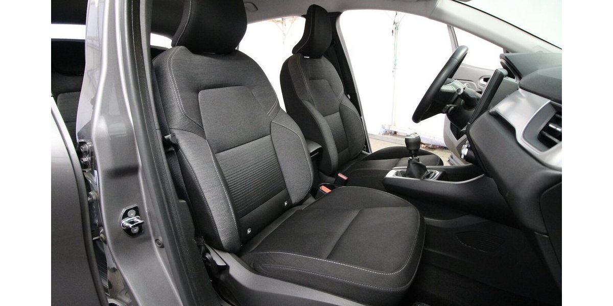 Renault Captur II 1.3 TCe 130 Experience NAVI+LED+AHK 90.917 km 13.900 &euro; Hagenow 19230