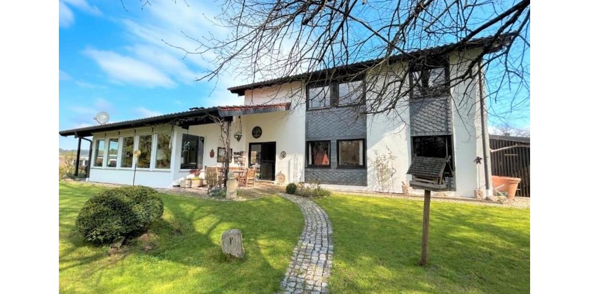 Einfamilienhaus Osterode am Harz - 7 Zimmer, 209 m&sup2;, 349.000&euro; | Angebot:26270845
