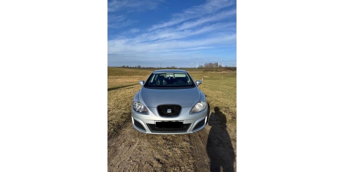 Seat Leon 128.000 km 3.499 &euro; Roduchelstorf 23923