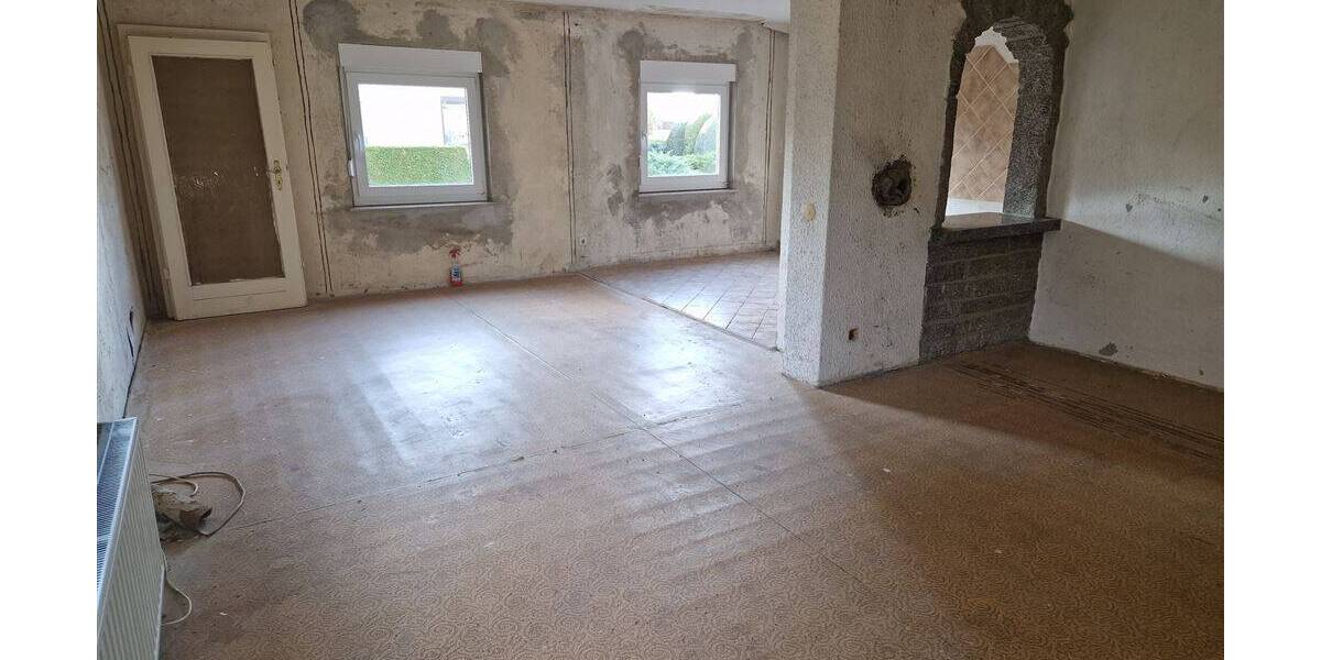 Doppelhaushälfte Dommitzsch - 4 Zimmer, 110 m&sup2;, 40.000&euro; | Angebot:25773614