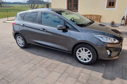 Ford Fiesta 61.820 km 8.600 &euro; Taching 83373