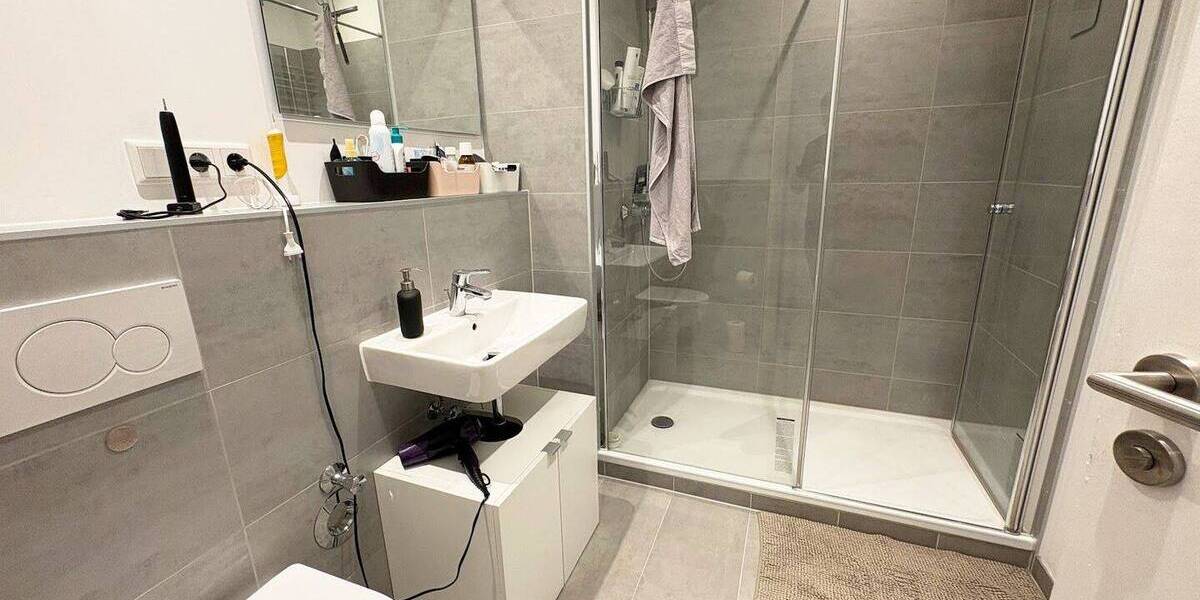 Etagenwohnung Köln Bayenthal - 4 Zimmer, 114 m&sup2;, 1.650&euro; | Angebot:26804289