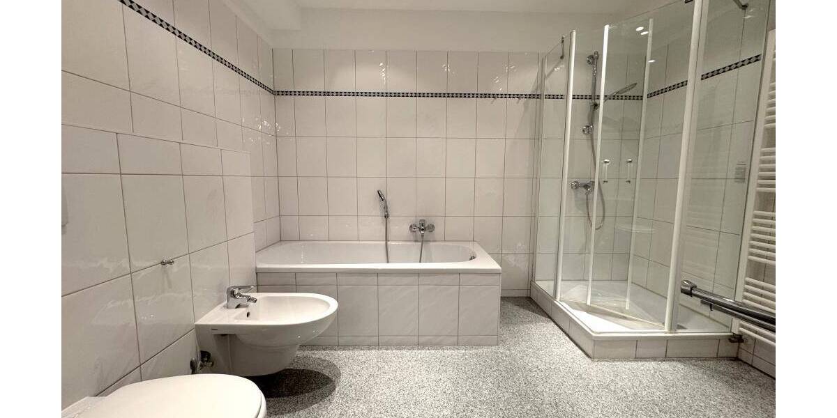 Etagenwohnung Wiesbaden Auringen - 3 Zimmer, 104 m&sup2;, 1.200&euro; | Angebot:26451183