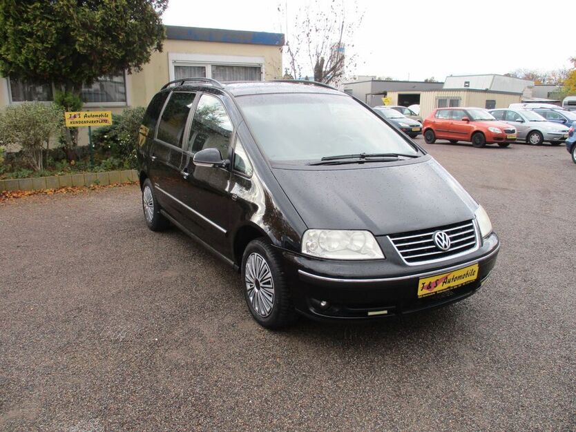 VW Sharan 208.000 km 4.900 € Dresden 01277