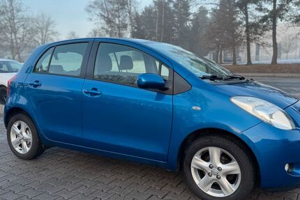 Toyota Yaris 173.800 km 2.850 &euro; Waldkraiburg 84478