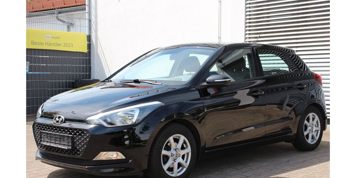 Hyundai i20 84.000 km 6.990 &euro; Krumbach (Schwaben) 86381