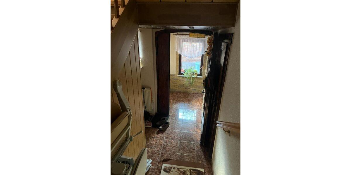 Einfamilienhaus Lützen - 8 Zimmer, 130 m&sup2;, 225.000&euro; | Angebot:26548110