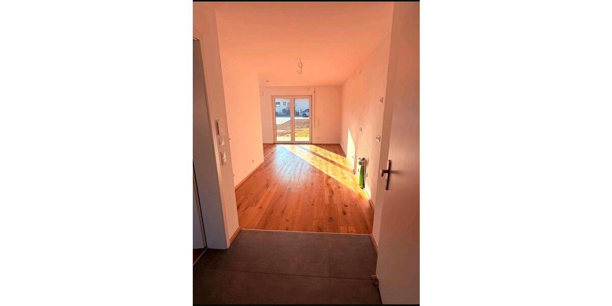 Etagenwohnung Cham - 2 Zimmer, 50 m&sup2;, 600&euro; | Angebot:25293824