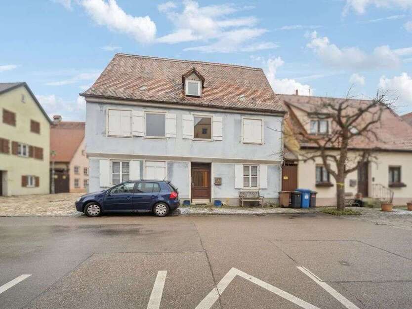 Haus zum Kaufen in Nördlingen 279.000 € 157 m²