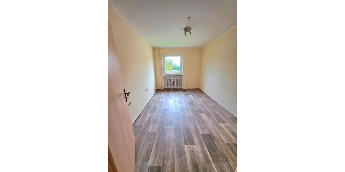 Etagenwohnung Husum - 3 Zimmer, 78 m&sup2;, 881&euro; | Angebot:26515668