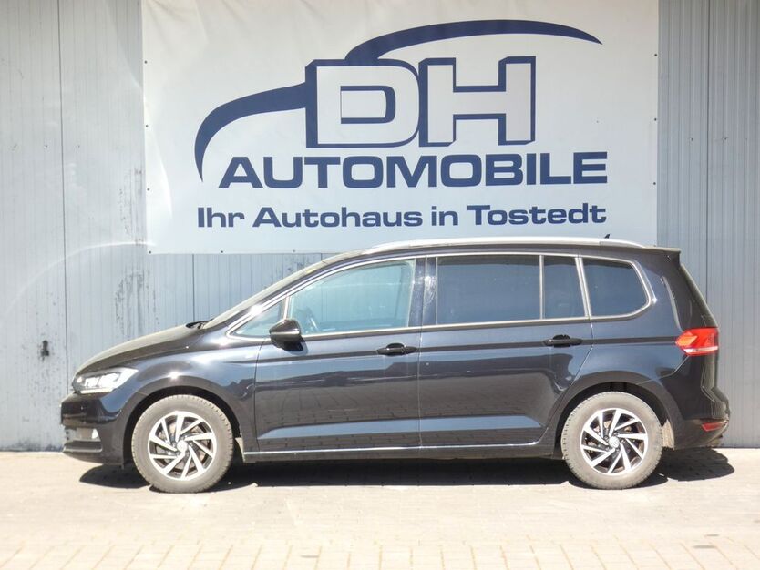 VW Touran 156.706 km 17.990 € Tostedt 21255