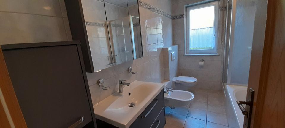 Einfamilienhaus Ramstein-Miesenbach Hütschenhausen - 11 Zimmer, 290 m&sup2;, 525.000&euro; | Angebot:26886770