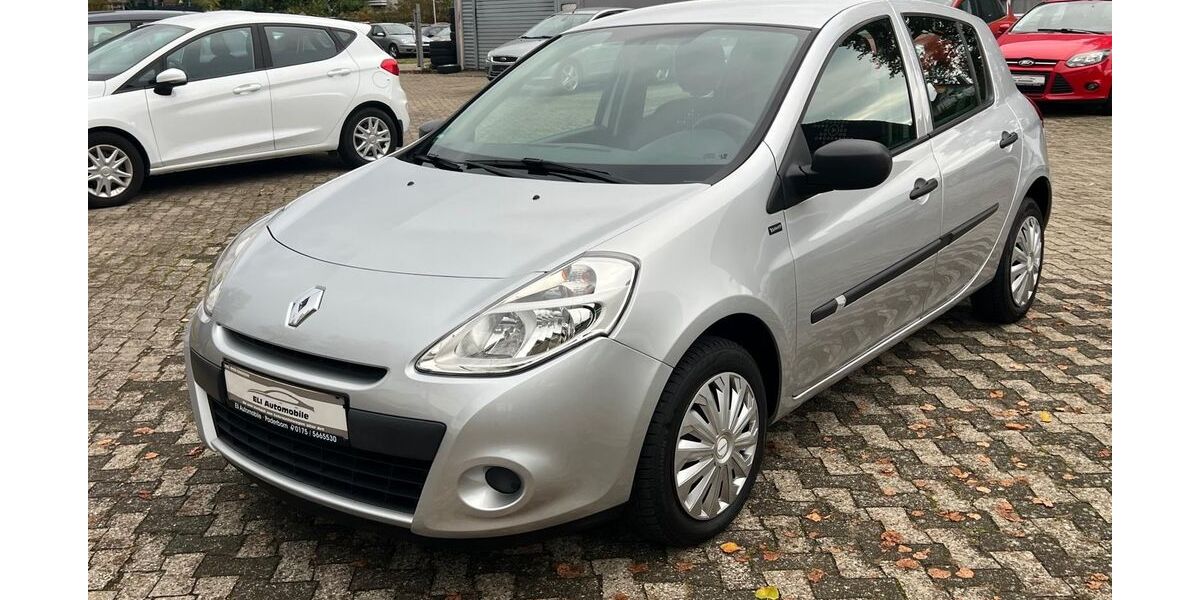 Renault Clio 65.000 km 4.990 € Paderborn 33102