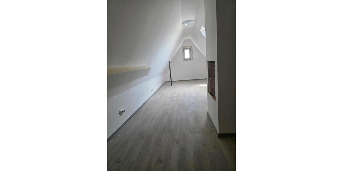 Einfamilienhaus Freiberg am Neckar - 5 Zimmer, 132 m&sup2;, 275.000&euro; | Angebot:26825966
