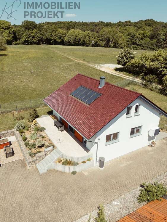 Haus zum Kaufen in Simmelsdorf 545.000 € 150 m²
