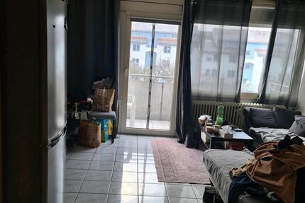 Schönes Apartment Eschborn-Niederhöchstadt, Top Lage, Balkon 1 zimmer