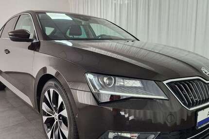 Skoda Superb 35.896 km 22.490 &euro; Schloß Holte-Stukenbrock 33758