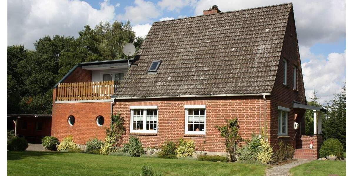 Einfamilienhaus Nordleda - 6 Zimmer, 149 m&sup2;, 224.000&euro; | Angebot:25675845