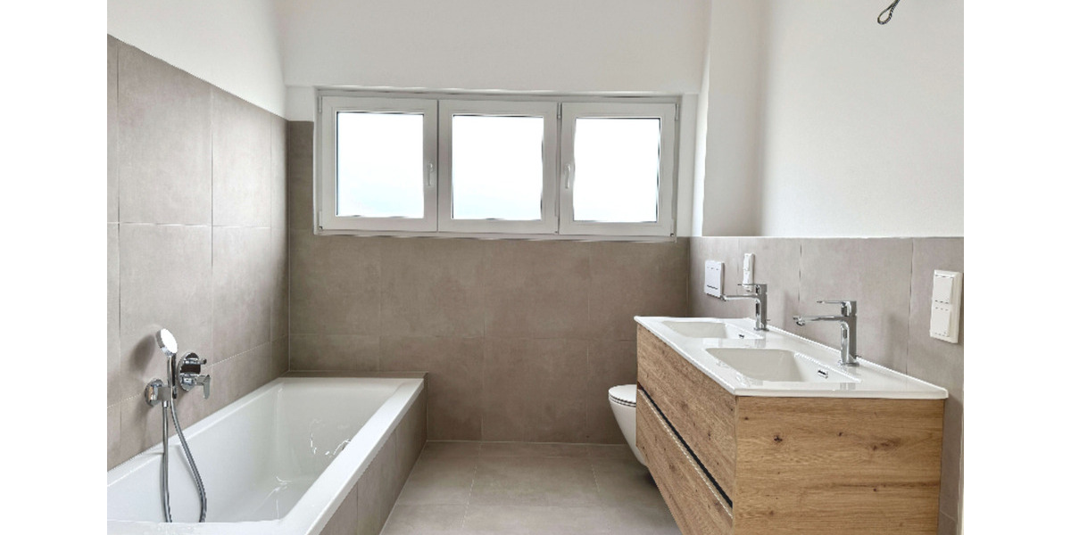 Reihenhaus Hanau - 4 Zimmer, 129 m&sup2;, 1.950&euro; | Angebot:24703271