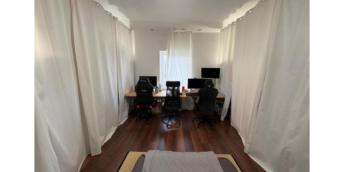 Dachgeschoßwohnung Krefeld - 2 Zimmer, 60 m&sup2;, 159.000&euro; | Angebot:26267598