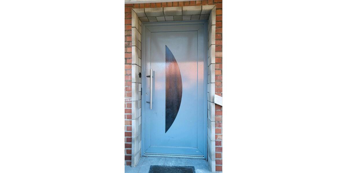 Einfamilienhaus Hillerse - 8 Zimmer, 220 m&sup2;, 1.500&euro; | Angebot:25384739