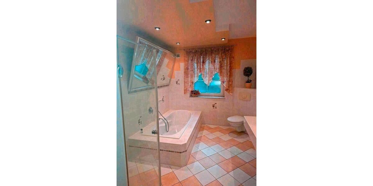 Einfamilienhaus Hitzacker (Elbe) - 7 Zimmer, 250 m&sup2;, 429.000&euro; | Angebot:26839189