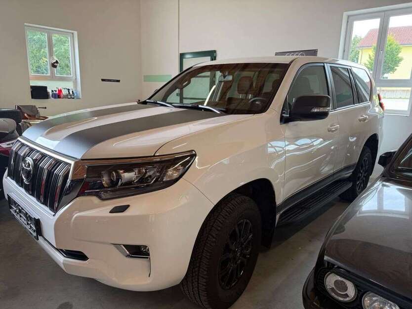 Land Cruiser