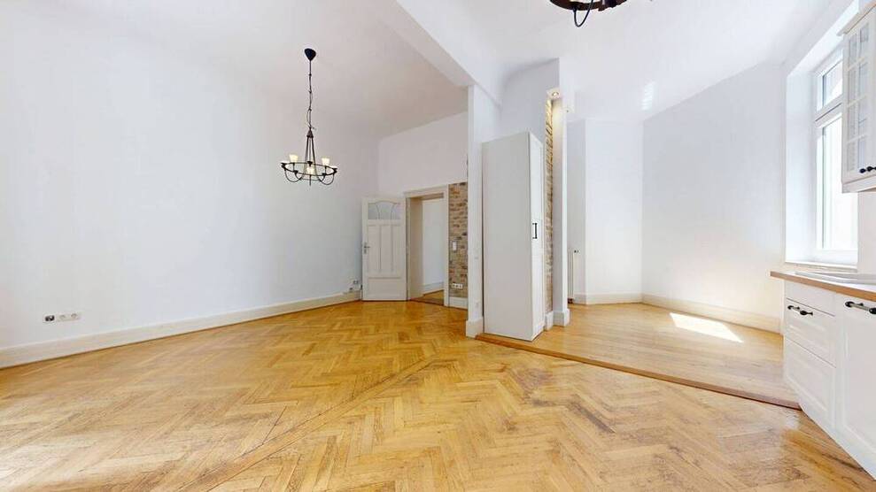 Charmante AltbauWohnung mit Gartenidylle