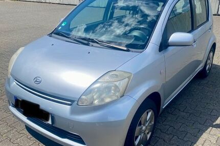 Daihatsu Sirion 178.000 km 2.750 € Köln 50767