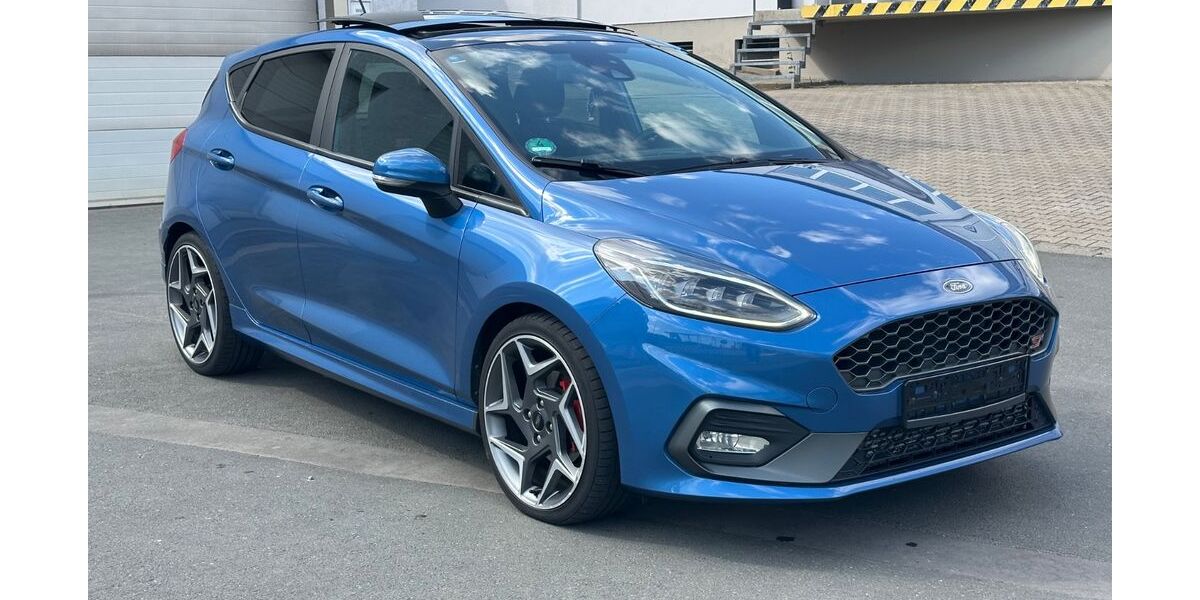 Ford Fiesta 144.000 km 13.800 &euro; kelkheim 65779