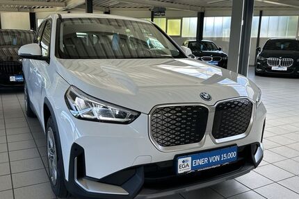 BMW iX1 19.784 km 39.400 &euro; Salzgitter 38228