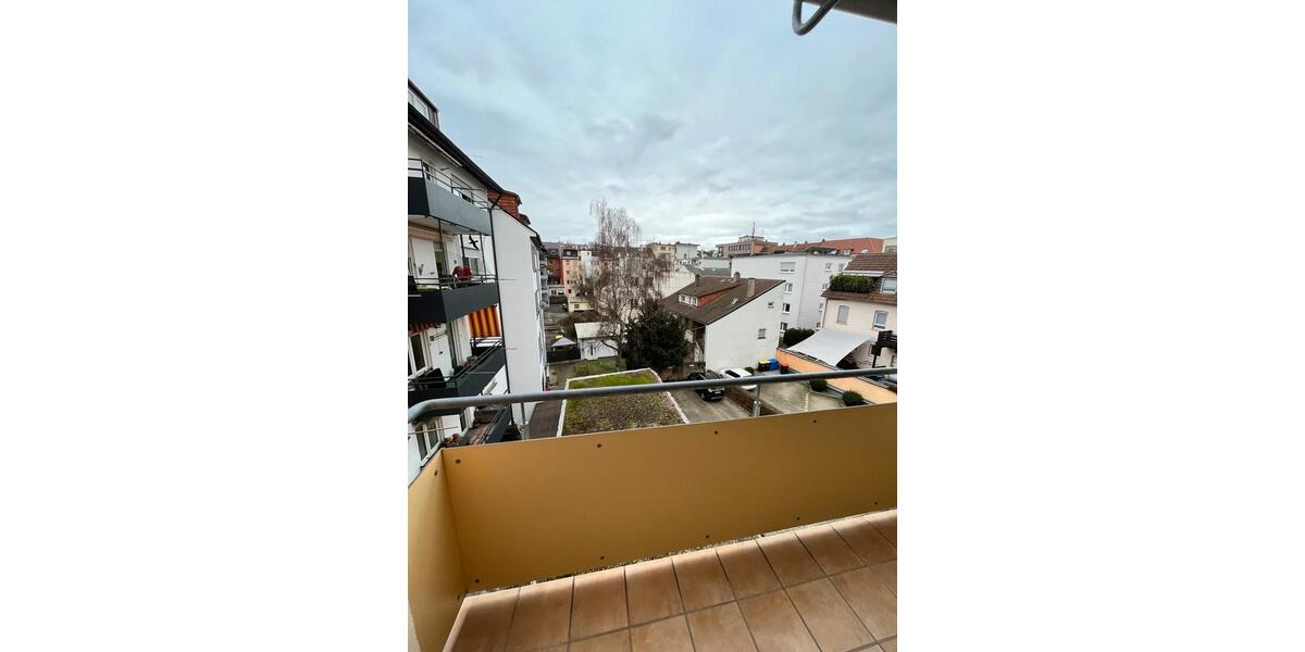 Etagenwohnung Pforzheim Weststadt - 3 Zimmer, 70 m&sup2;, 230.000&euro; | Angebot:25446663