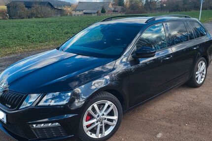 Skoda Octavia 94.000 km 22.500 &euro; Gera 07551