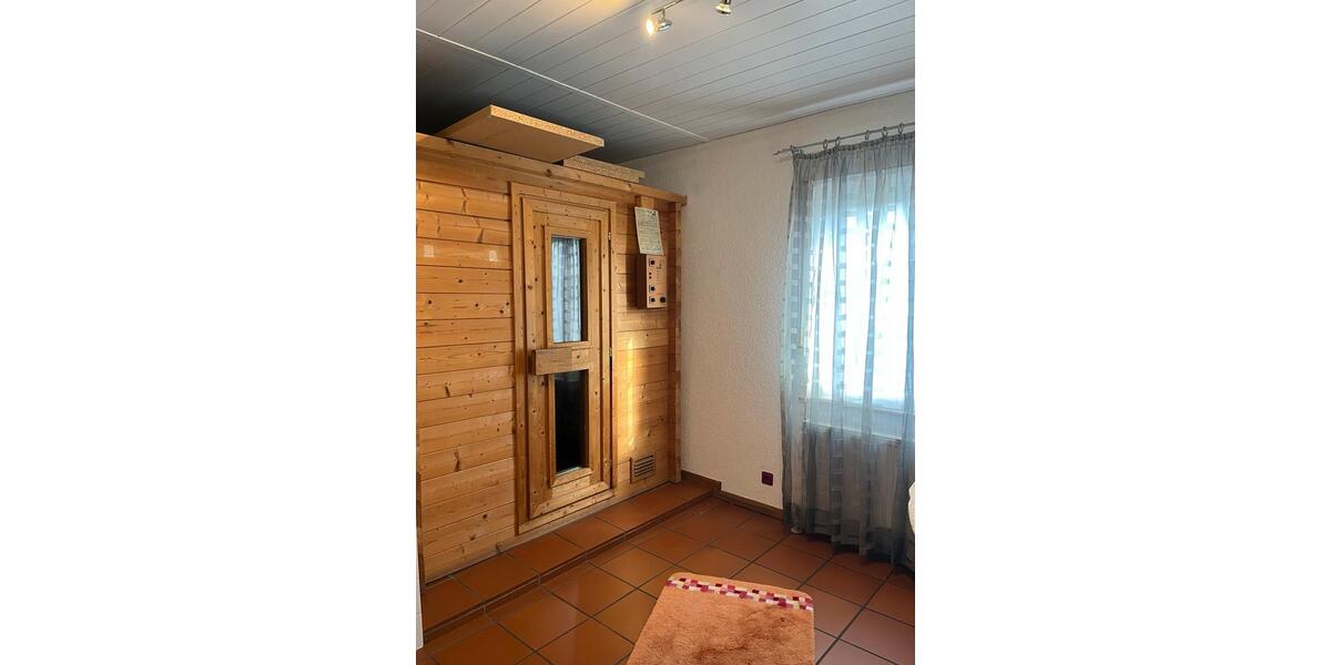 Villa Schwalbach - 8 Zimmer, 396 m&sup2;, 550.000&euro; | Angebot:27120414