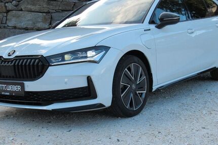 Skoda Superb 21.030 km 42.490 &euro; Annaberg-Buchholz 09456