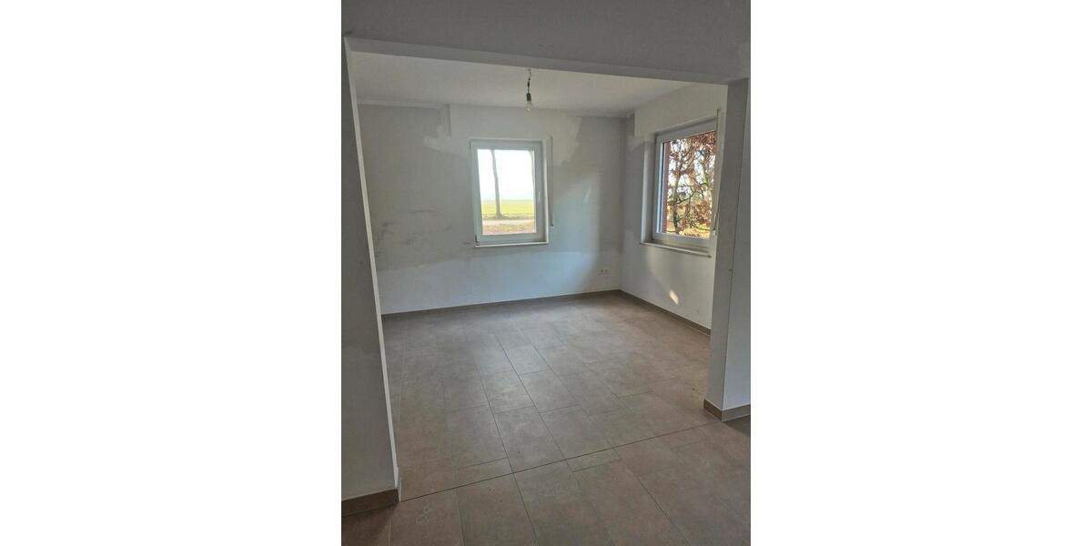 Einfamilienhaus Friesoythe - 7 Zimmer, 160 m&sup2;, 1.200&euro; | Angebot:25410112