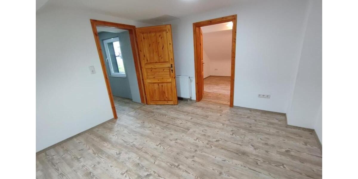 Etagenwohnung Eppelborn - 4 Zimmer, 80 m&sup2;, 800&euro; | Angebot:25512661