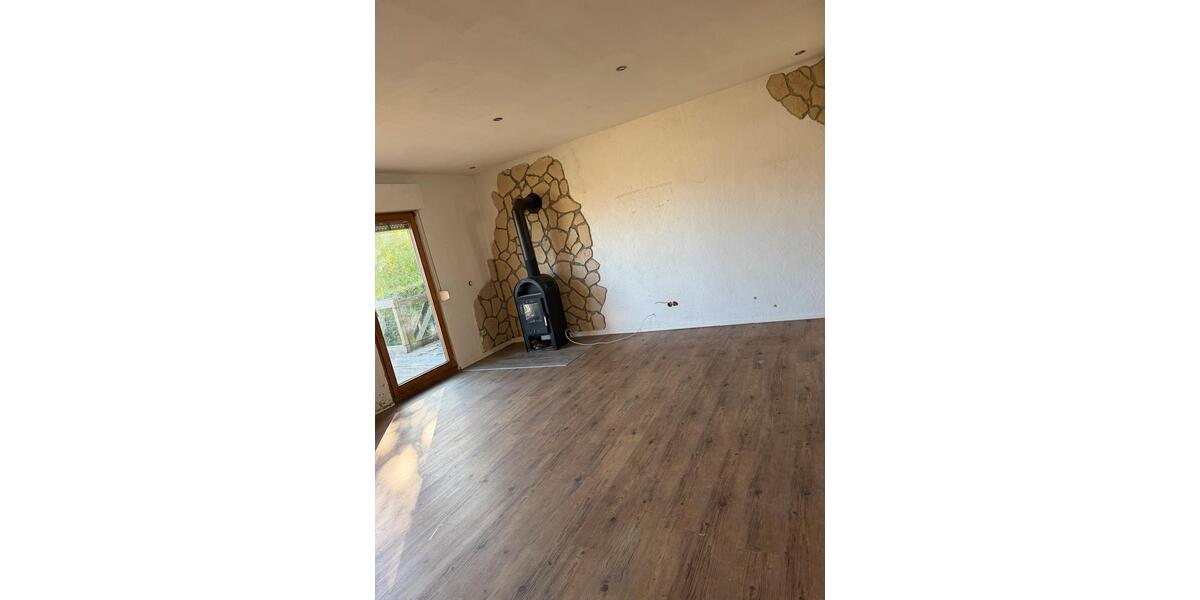 Einfamilienhaus Düngenheim - 7 Zimmer, 170 m&sup2;, 250.000&euro; | Angebot:26706257
